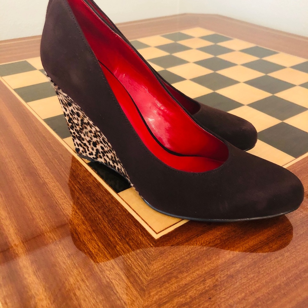 Shoes 👠 - Picture 3 of 5